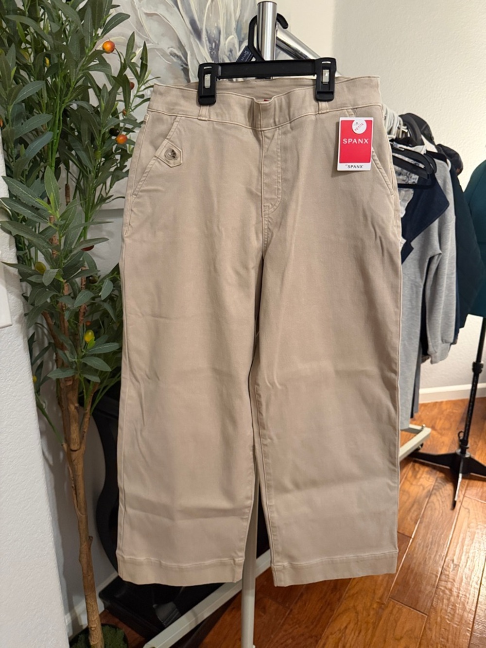 SPANX Khaki Cropped Pull-On Pants